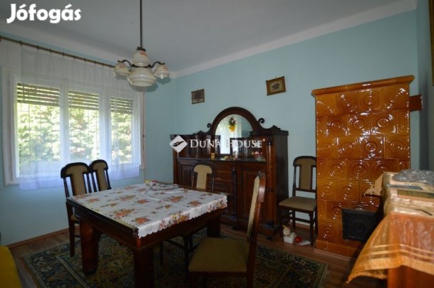 Eladó 70 nm-es ház Ábrahámhegy