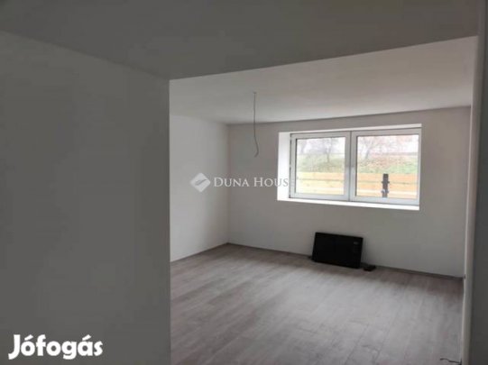 Eladó 70 nm-es ház Kánya