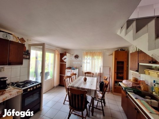 Eladó 71 nm-es ház Balatonakarattya