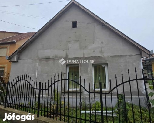Eladó 71 nm-es ház Nagykáta