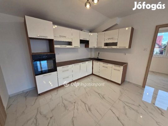 Eladó 71 nm-es lakás Hajdúszoboszló