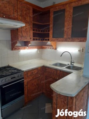 Eladó 71 nm-es lakás Kecskemét