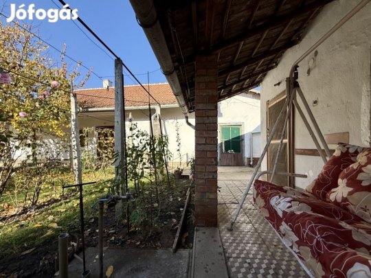 Eladó 72 nm-es ház Békéscsaba