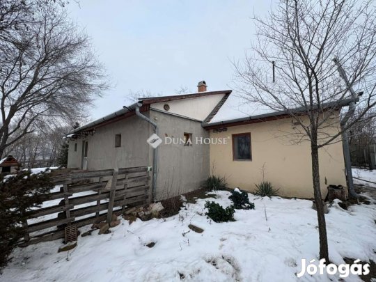 Eladó 72 nm-es ház Nagykáta