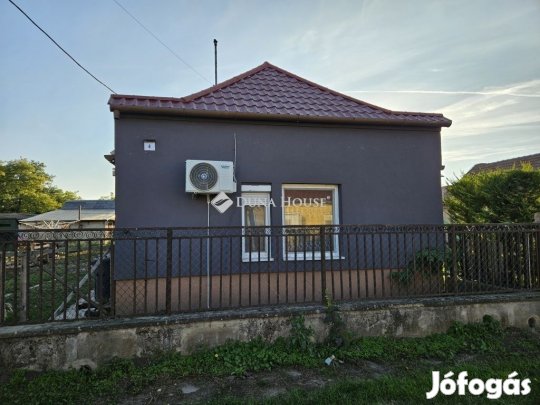 Eladó 72 nm-es ház Tárkány