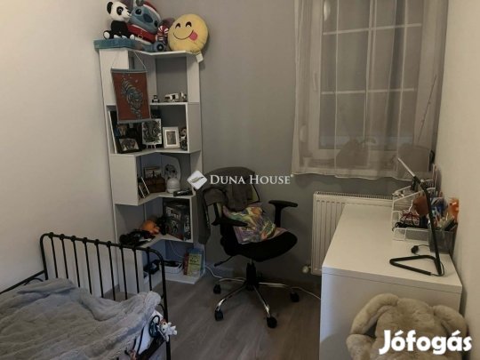Eladó 72 nm-es lakás Kecskemét