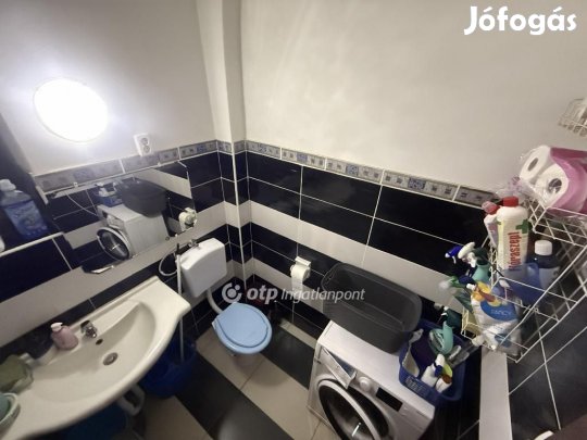 Eladó 74 nm-es ház Tiszakécske