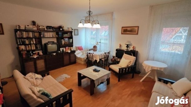 Eladó 74 nm-es lakás Kecskemét