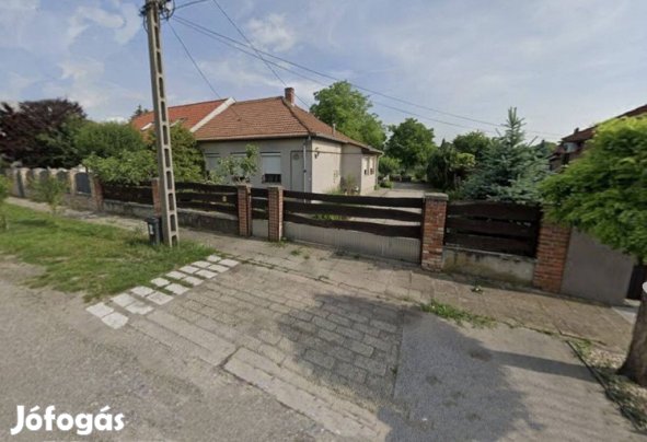 Eladó 75 nm-es Családi ház Miskolc