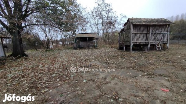 Eladó 75 nm-es ház Jászberény