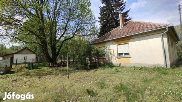 Eladó 75 nm-es ház Jászberény