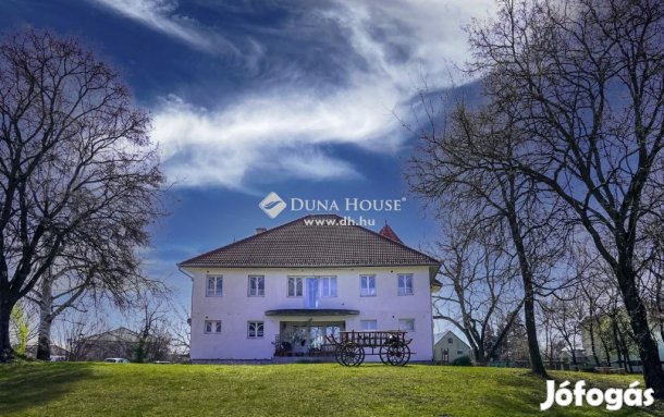 Eladó 760 nm-es ház Gyömrő