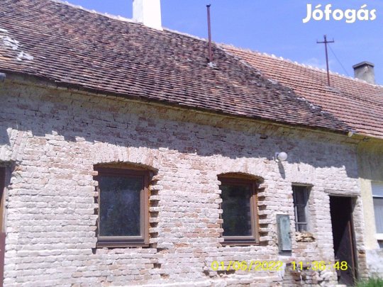 Eladó 76 m2 családi ház, Izsákfa
