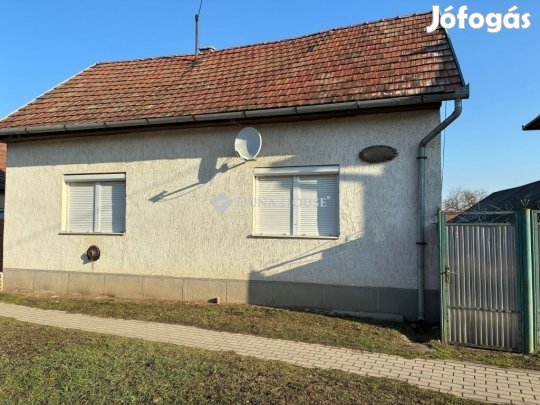 Eladó 76 nm-es ház Hévízgyörk