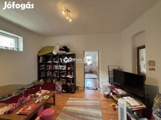 Eladó 76 nm-es ház Sárisáp