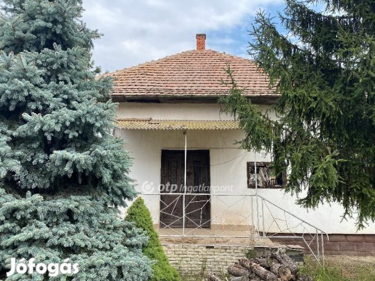 Eladó 76 nm-es ház Tiszafüred