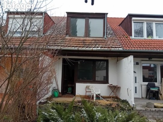 Eladó 78 nm-es Felújítandó Családi ház Kecskemét
