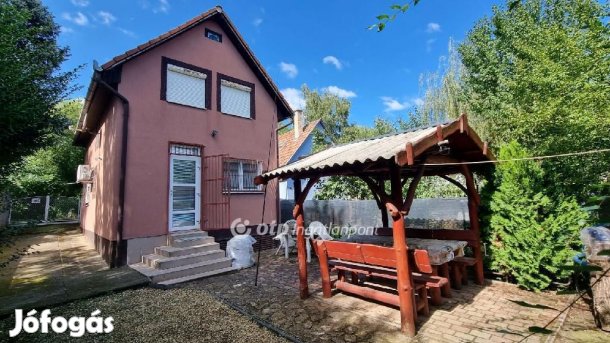 Eladó 78 nm-es ház Hajdúszoboszló