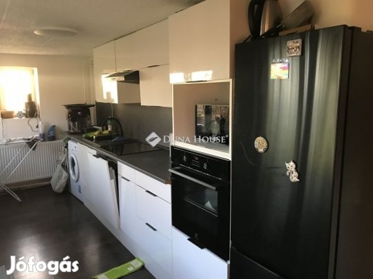 Eladó 78 nm-es ház Nagyvenyim