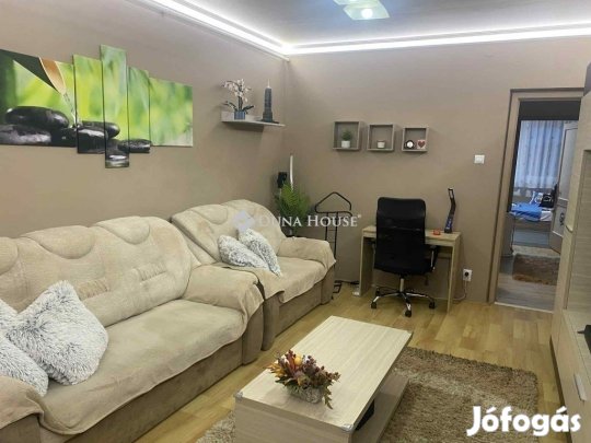 Eladó 78 nm-es lakás Debrecen