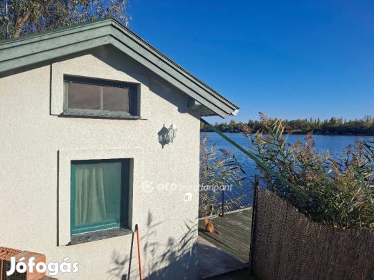 Eladó 7 nm-es ház Békés