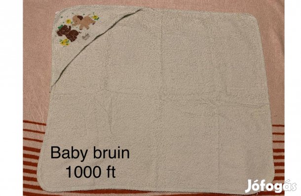 Eladó 80*80 cm-es kapucnis fürdőlepedő (Baby Bruin)