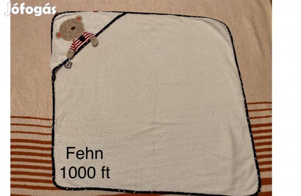 Eladó 80*80 cm-es kapucnis fürdőlepedő (Fehn)