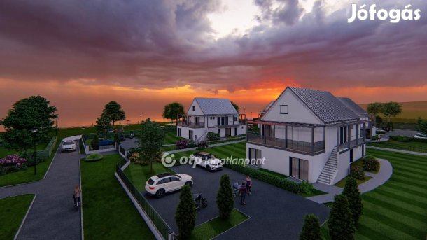 Eladó 80 nm-es lakás Balatonakarattya