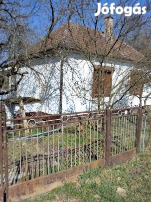 Eladó 82 nm-es ház Lispeszentadorján