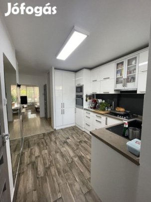 Eladó 83 nm-es Felújított Sorház Debrecen