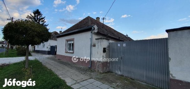 Eladó 83 nm-es ház Kisszőlős