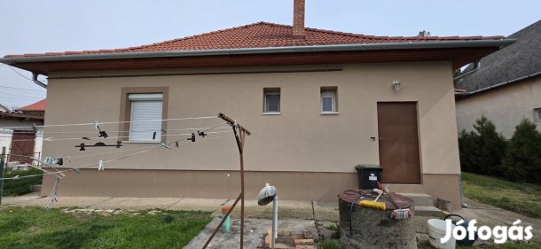 Eladó 84 nm-es Családi ház Nagyvenyim