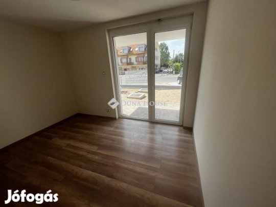 Eladó 84 nm-es lakás Dabas