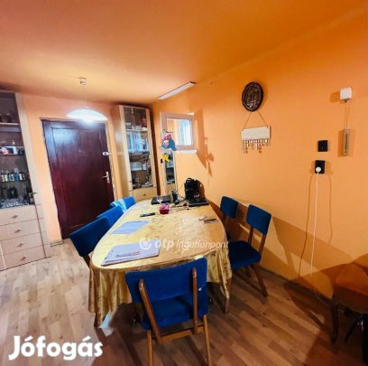 Eladó 85 nm-es ház Debrecen