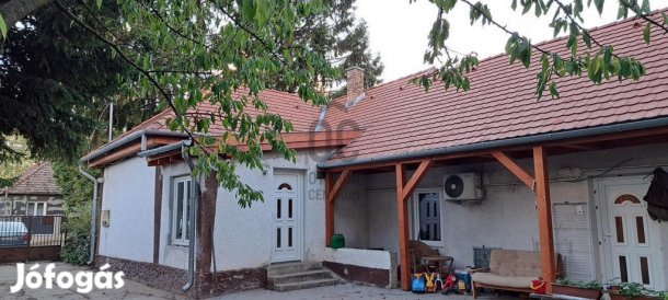 Eladó 85 nm-es ház Isaszeg