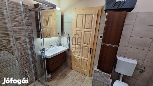 Eladó 88 nm-es ház Csemő