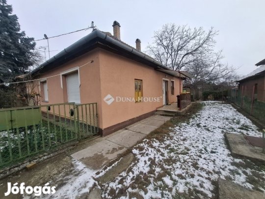 Eladó 88 nm-es ház Gyál