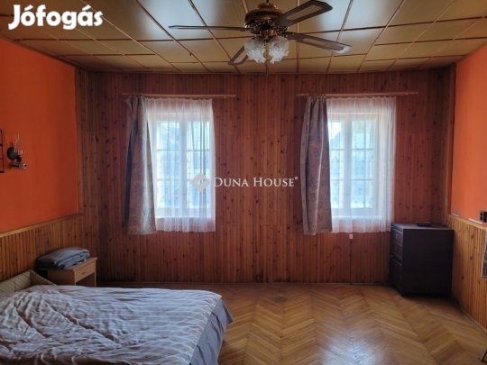 Eladó 89 nm-es ház Taksony