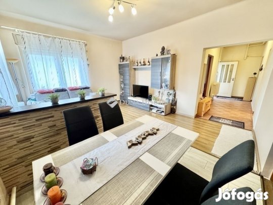 Eladó 89 nm-es ház Üllő