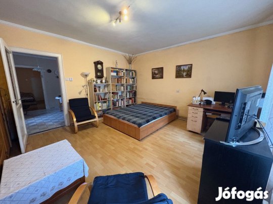 Eladó 90 nm-es Családi ház Székesfehérvár