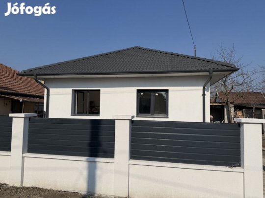 Eladó 90 nm-es Felújított Családi ház Gyula