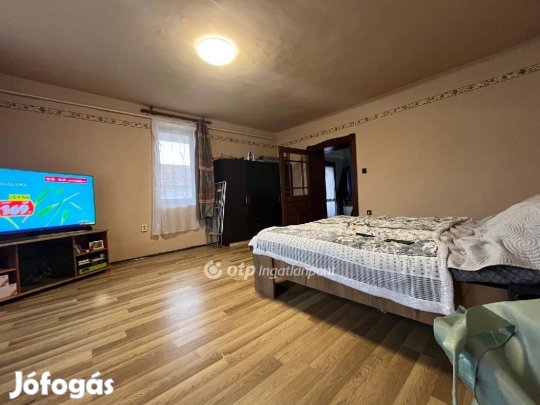 Eladó 90 nm-es ház Gáborján