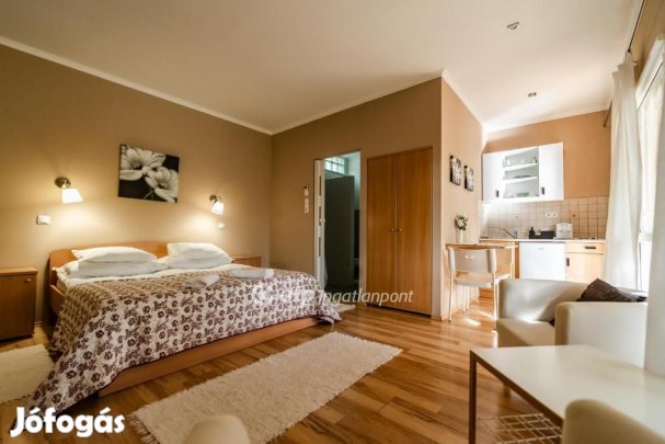 Eladó 90 nm-es ház Gyula