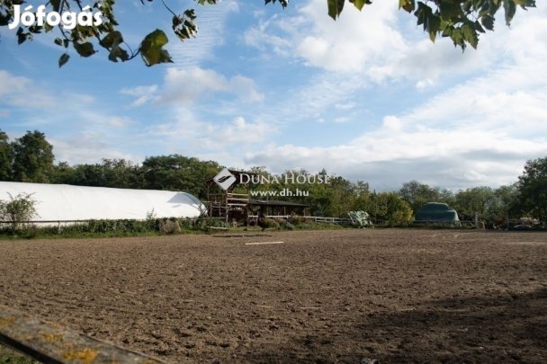 Eladó 90 nm-es ház Kerepes