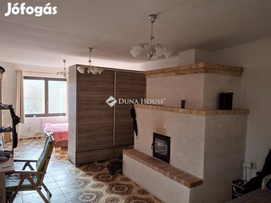 Eladó 90 nm-es ház Sukoró