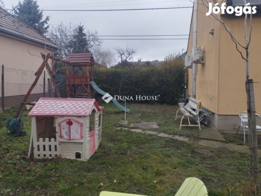Eladó 90 nm-es ház Székesfehérvár