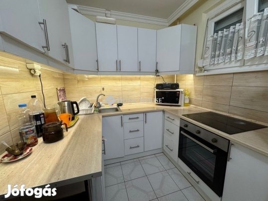 Eladó 91 nm-es lakás Debrecen