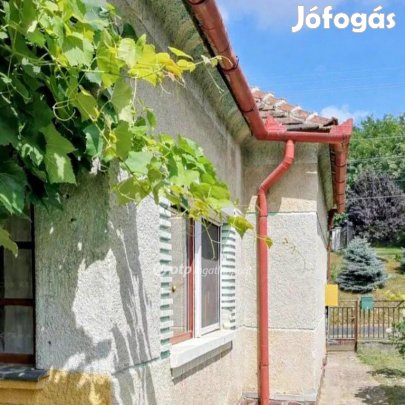 Eladó 92 nm-es ház Nemesszentandrás