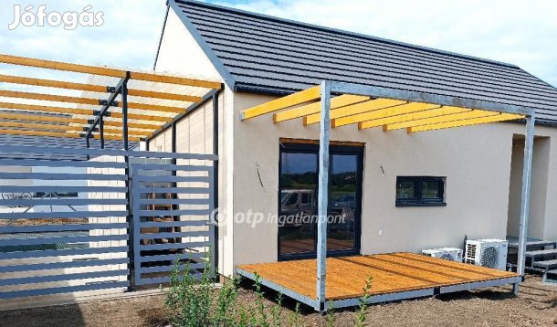 Eladó 92 nm-es ház Tordas