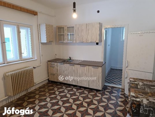 Eladó 94 nm-es ház Forráskút